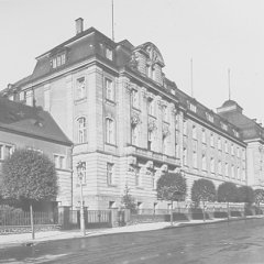 Oberpräsidium Stresemannstraße um 1939